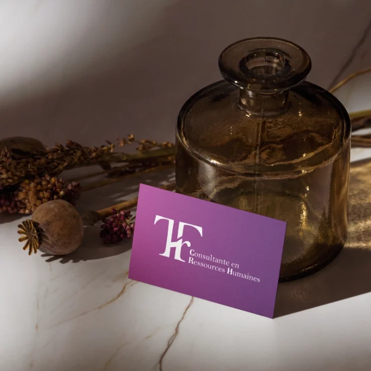 mock-up carte de visite, identité visuelle de Tatiana Fawaz